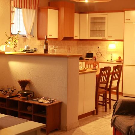 Artemis Apartment,Beach Two-Bedroom Kültér fotó